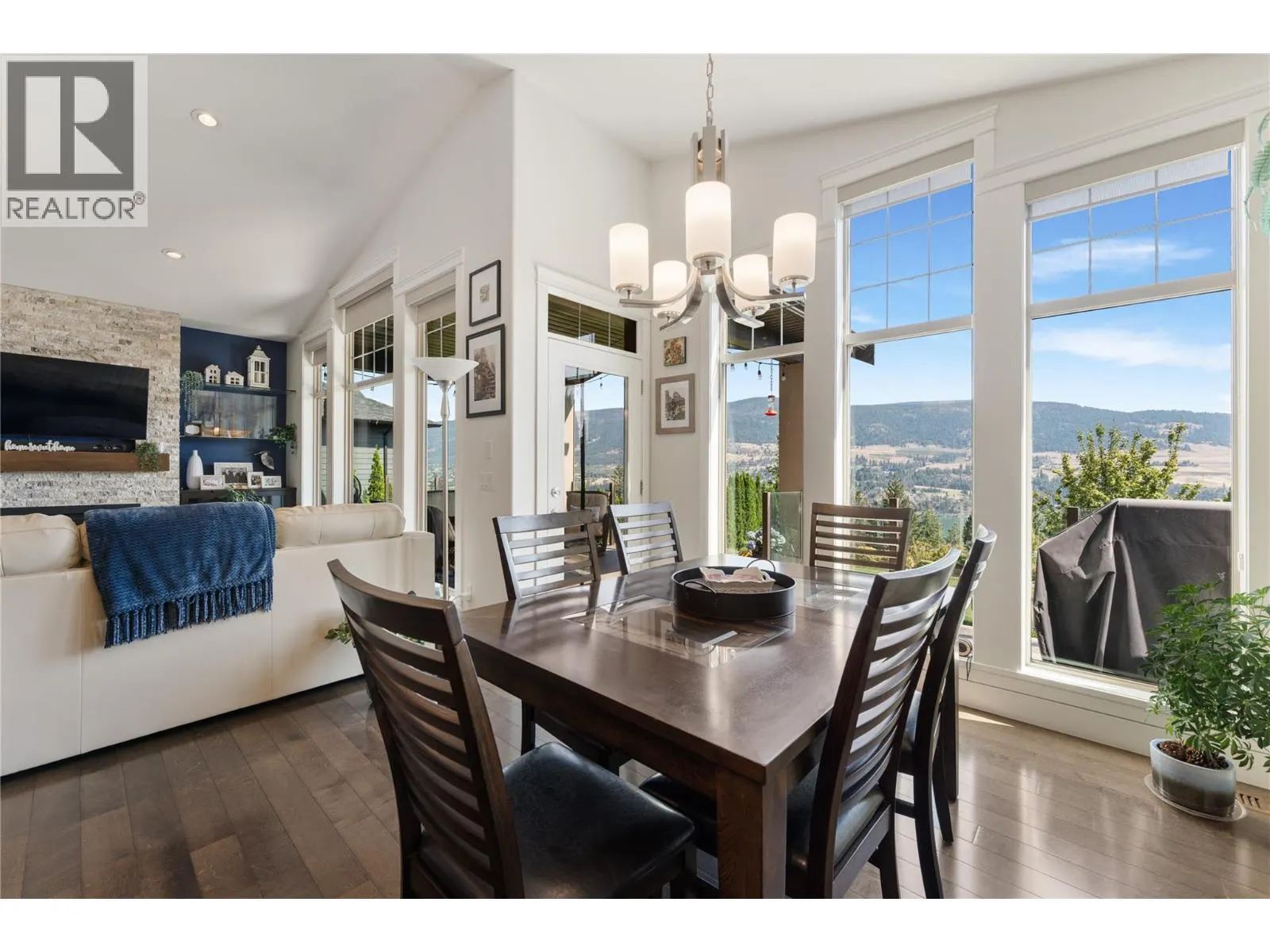 13011 East Ridge Drive