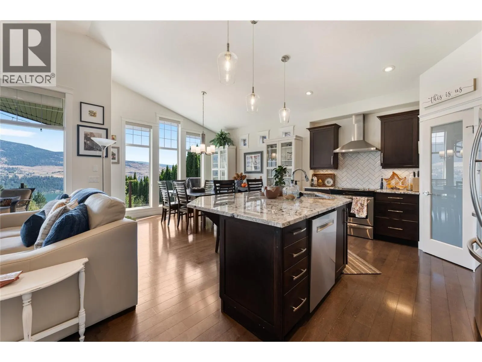 13011 East Ridge Drive