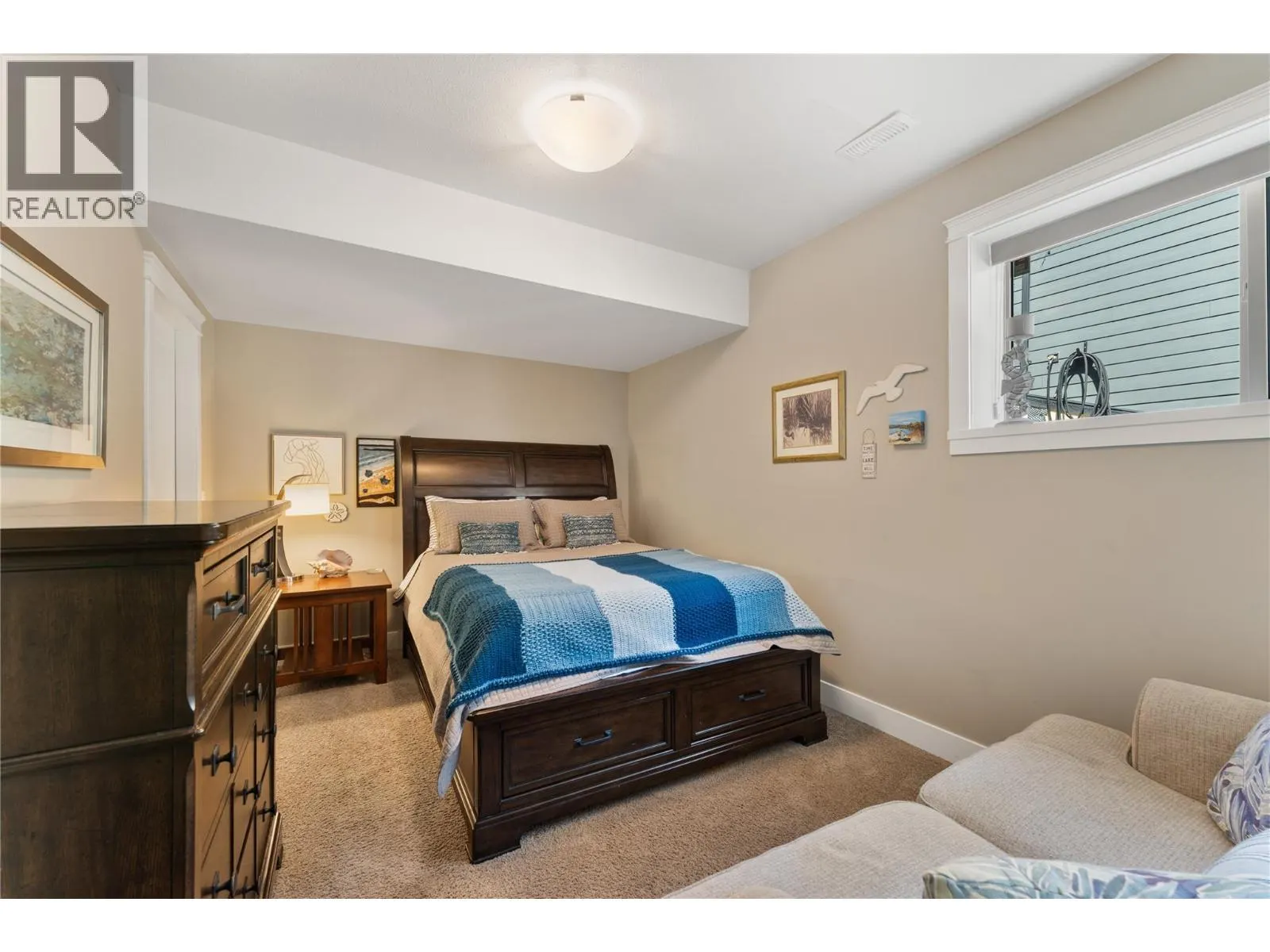 13011 East Ridge Drive