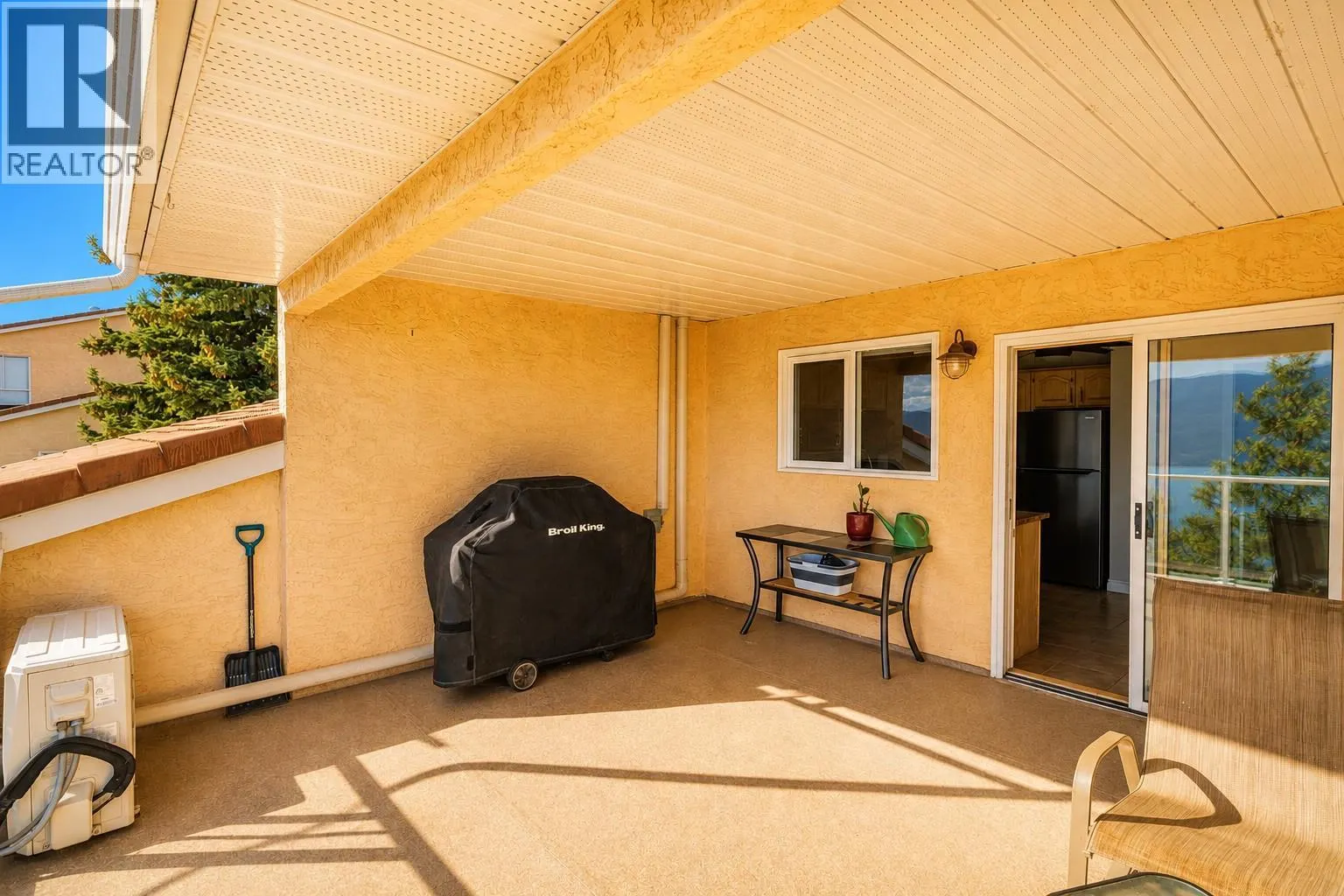 4450 Ponderosa Drive Unit# 204