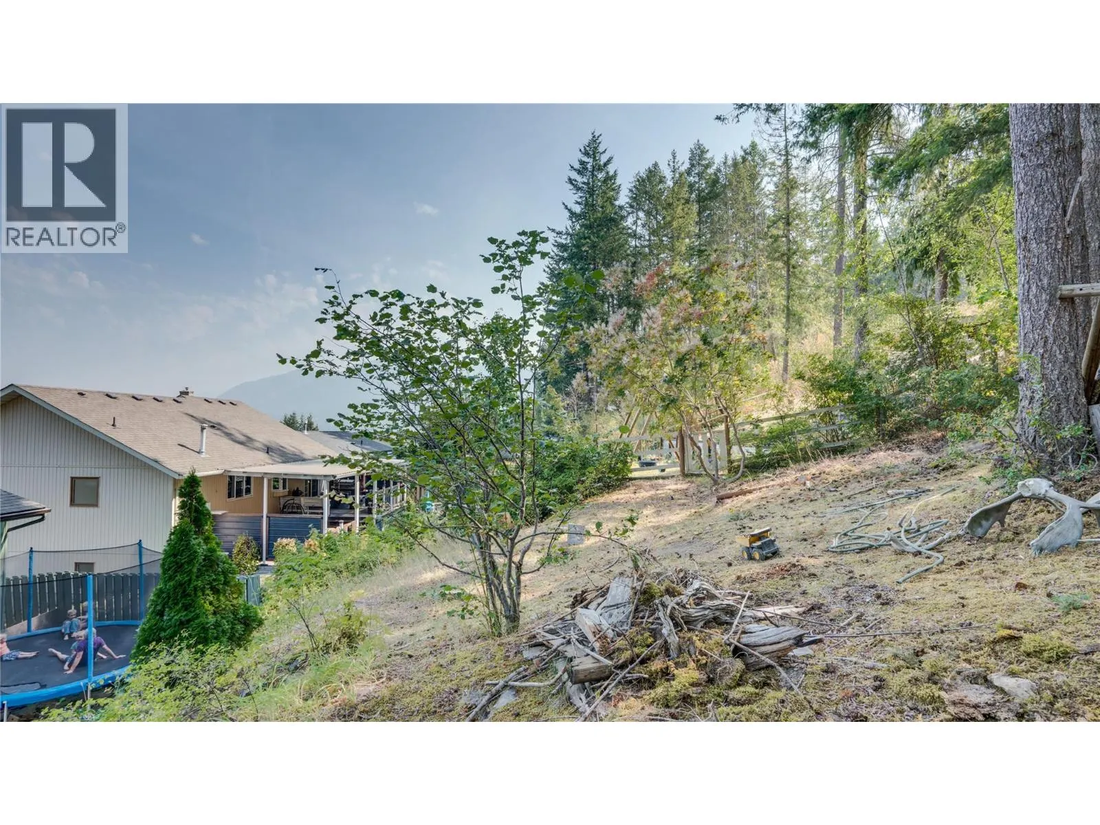 29 Preston Crescent