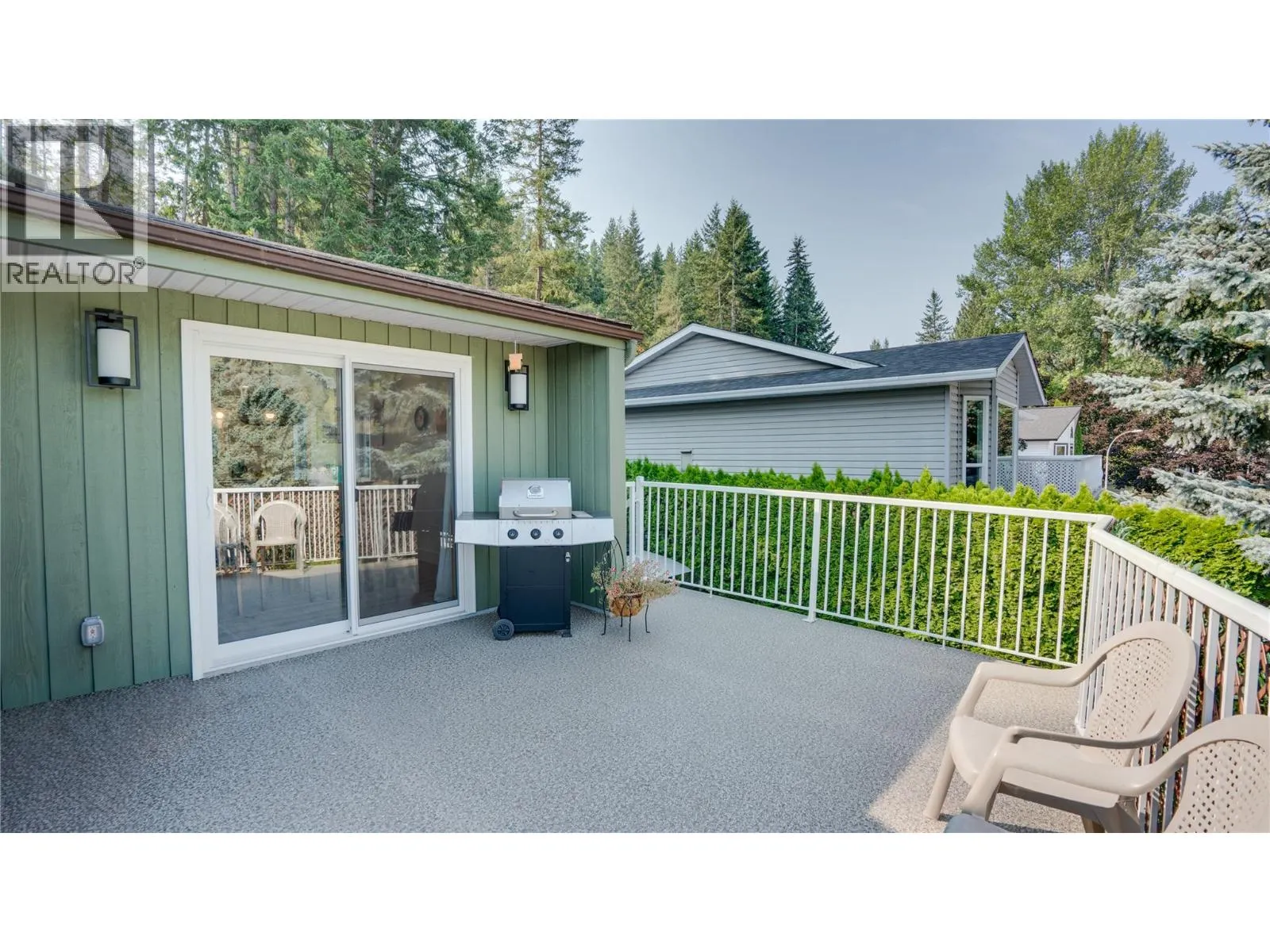 29 Preston Crescent