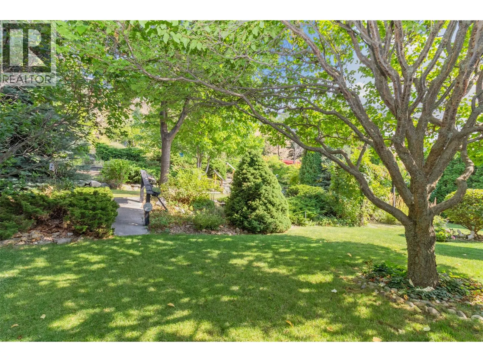 843 Lone Pine Drive