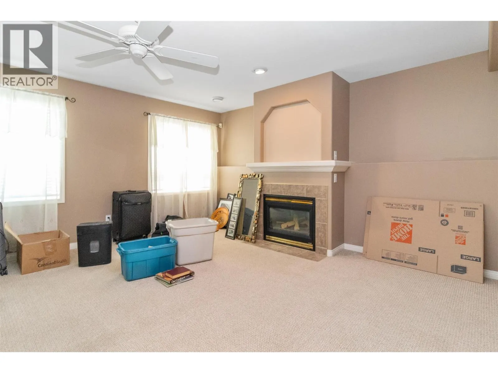 843 Lone Pine Drive