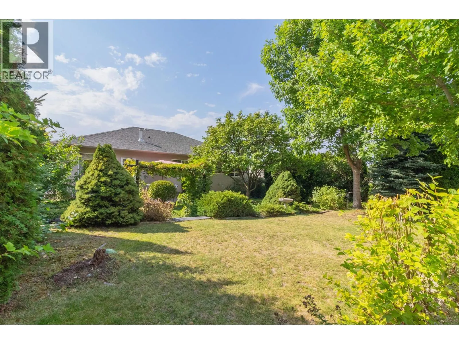 843 Lone Pine Drive