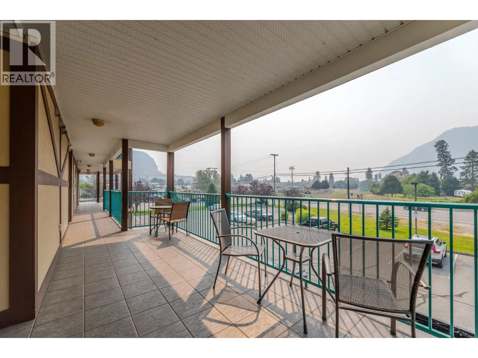 850 Railway Lane Unit# 203