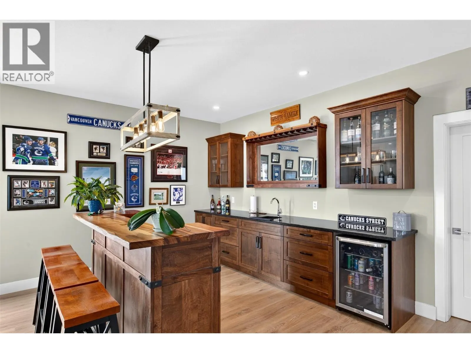 184 Summer Wood Drive