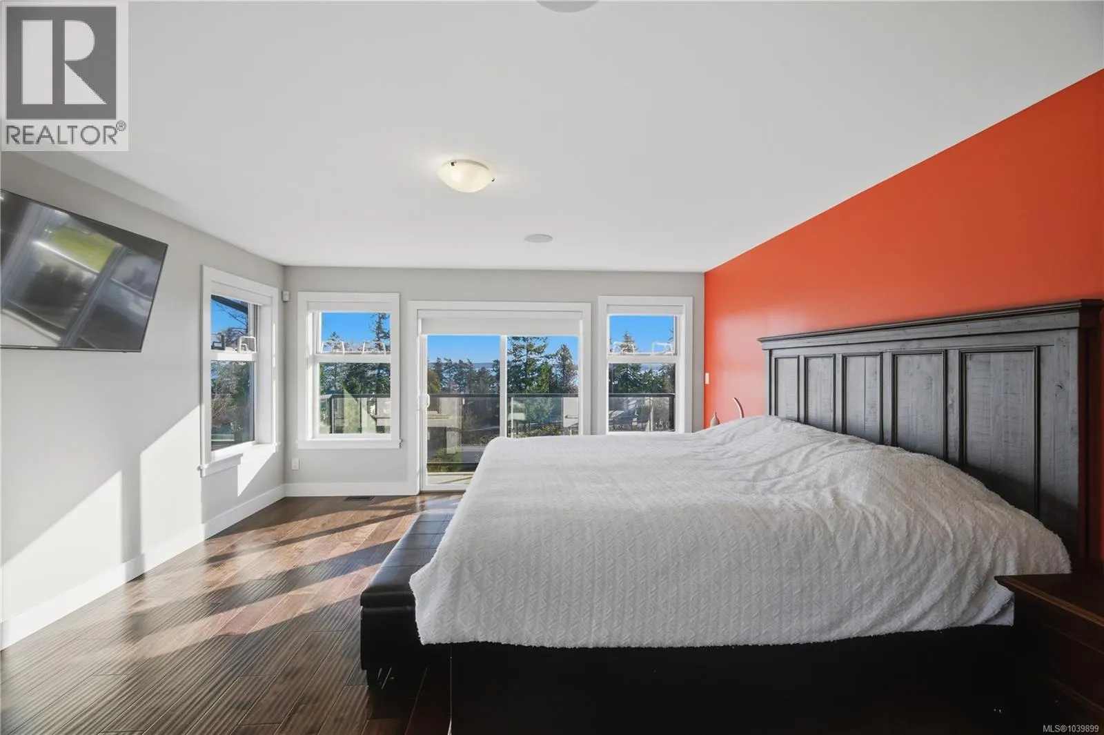 8711 Bourne Terr