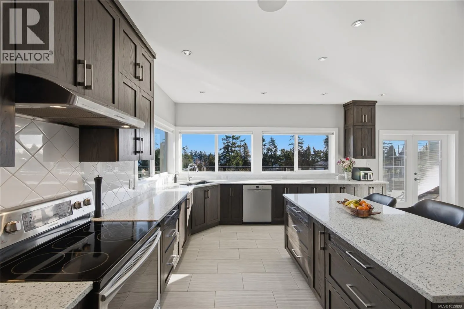 8711 Bourne Terr