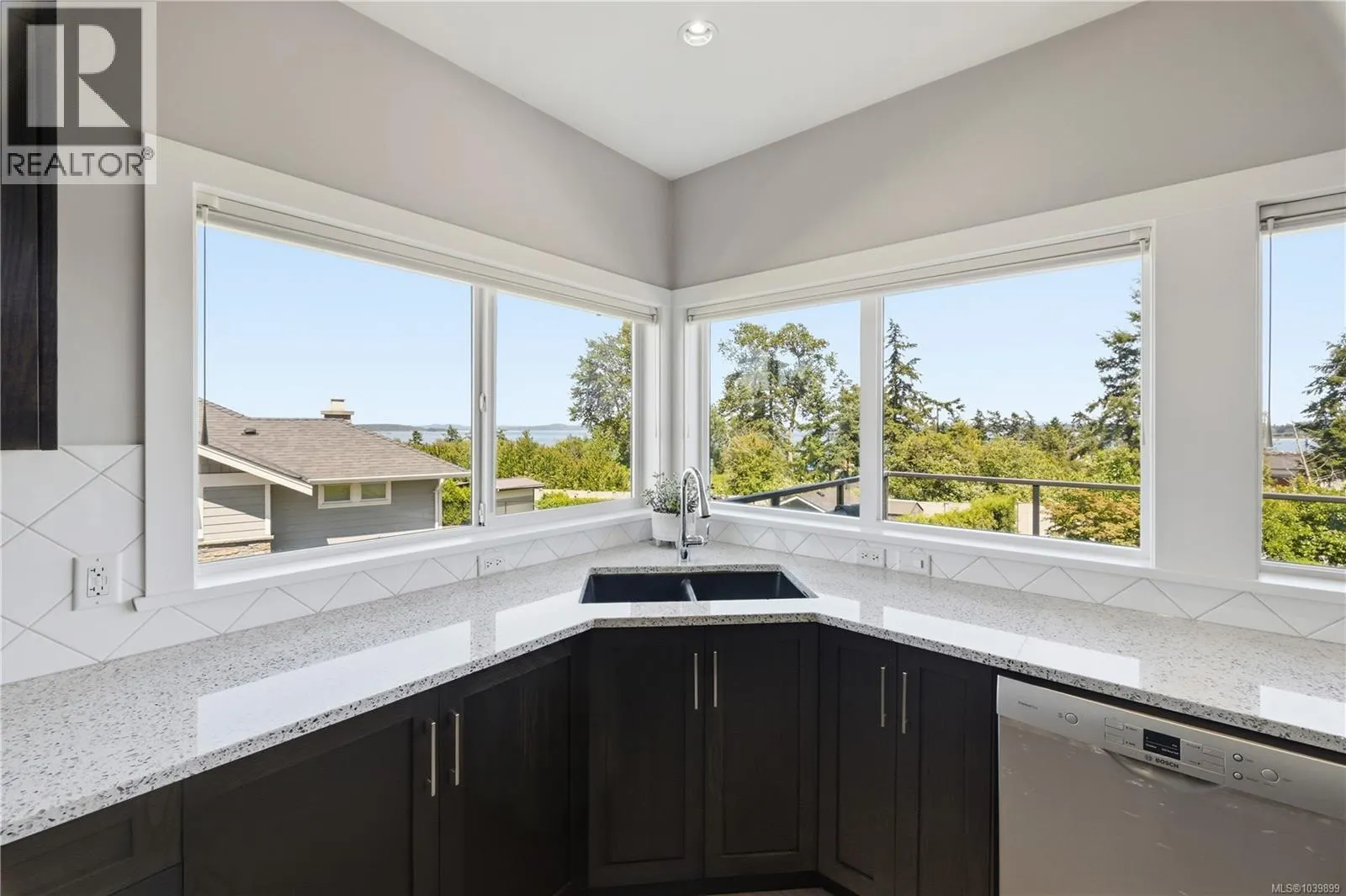 8711 Bourne Terr