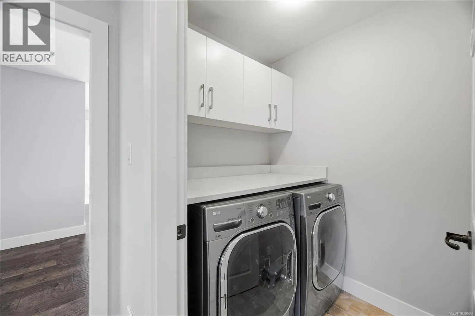 8711 Bourne Terr