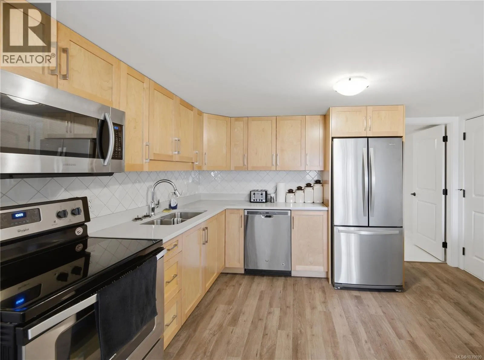 8711 Bourne Terr