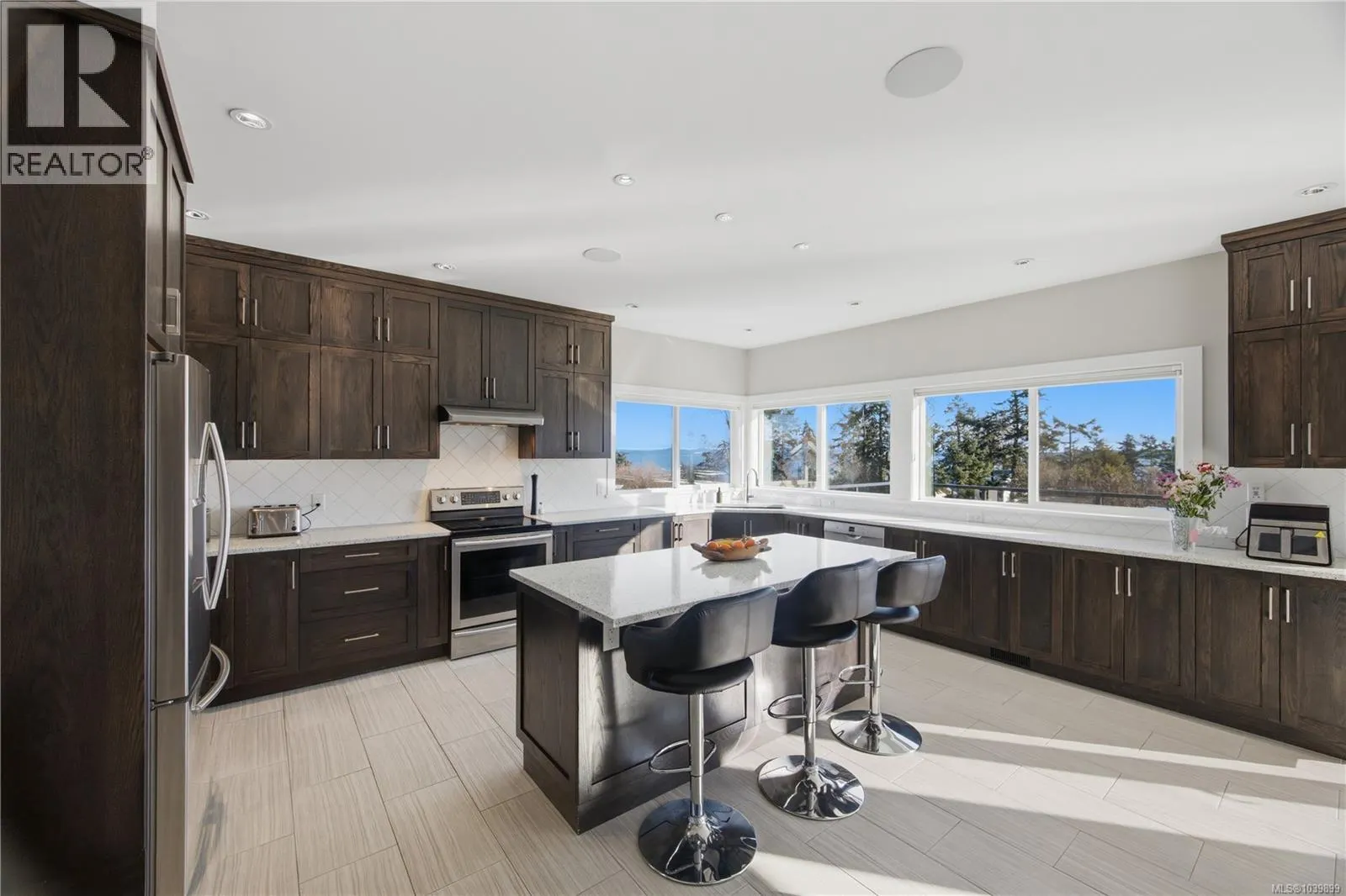 8711 Bourne Terr