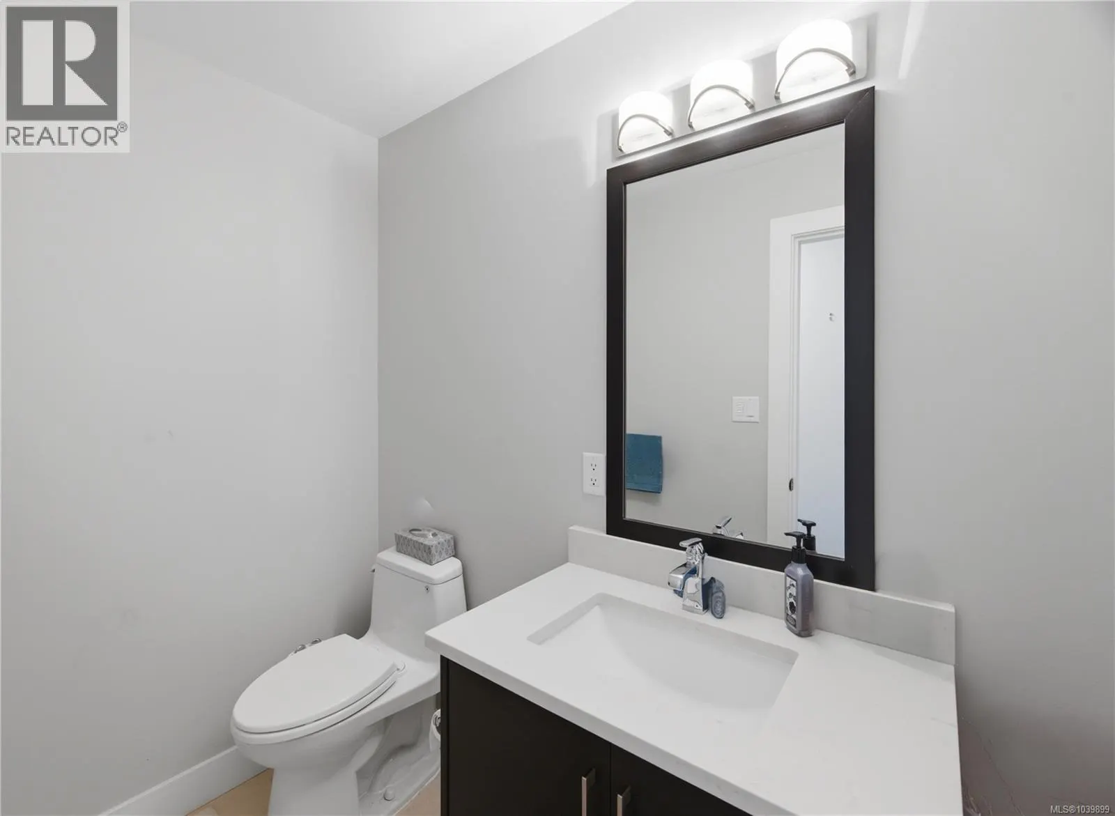 8711 Bourne Terr
