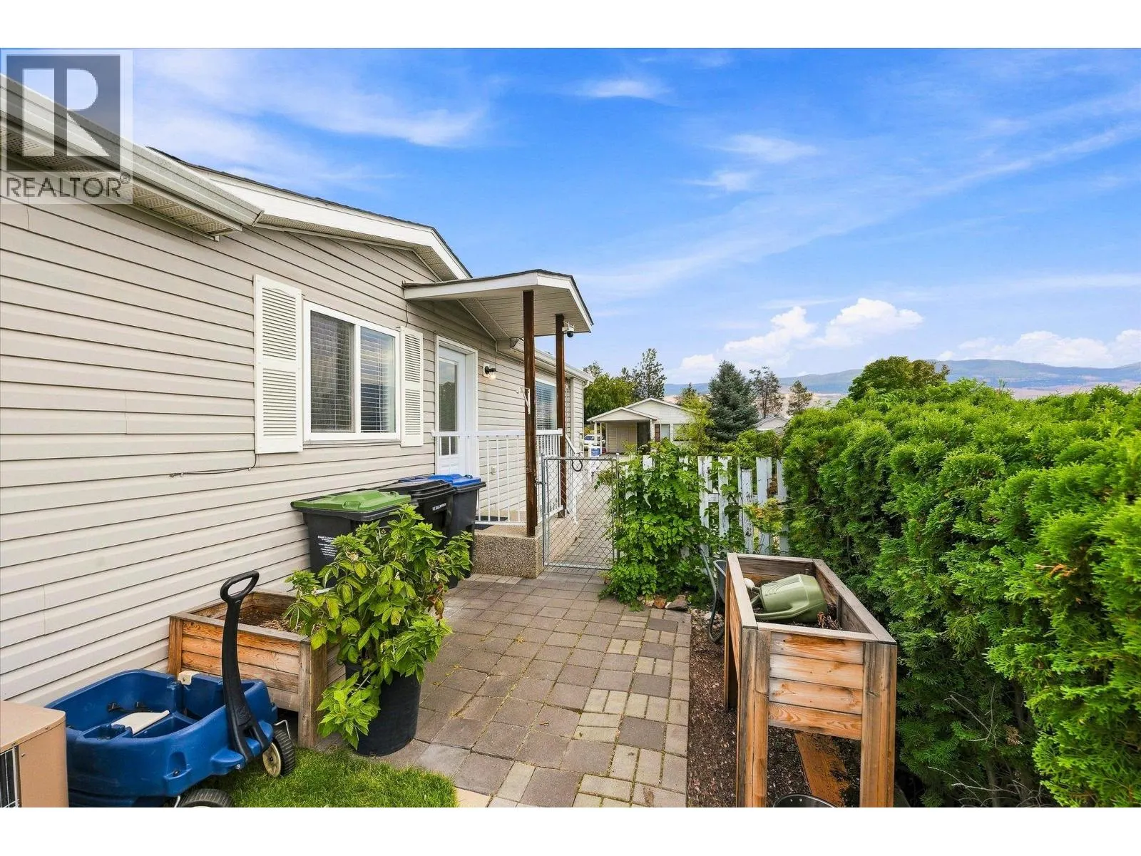2550 Hollywood Road N Unit# 111