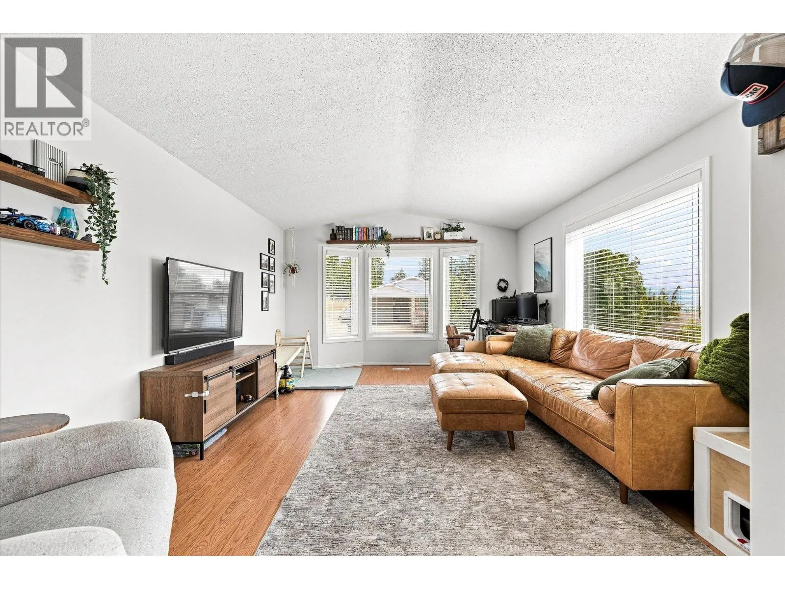 2550 Hollywood Road N Unit# 111