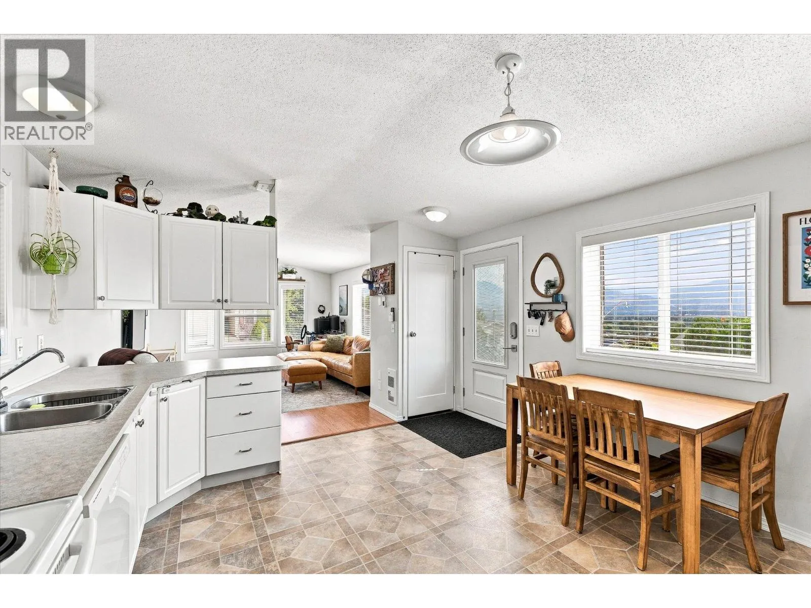 2550 Hollywood Road N Unit# 111