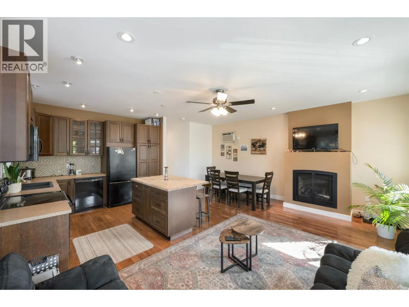 598 Wade Avenue Unit# 102