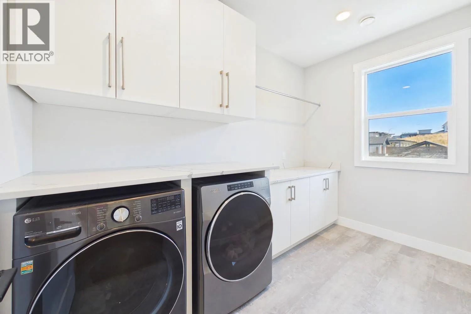 439 Redtail Court