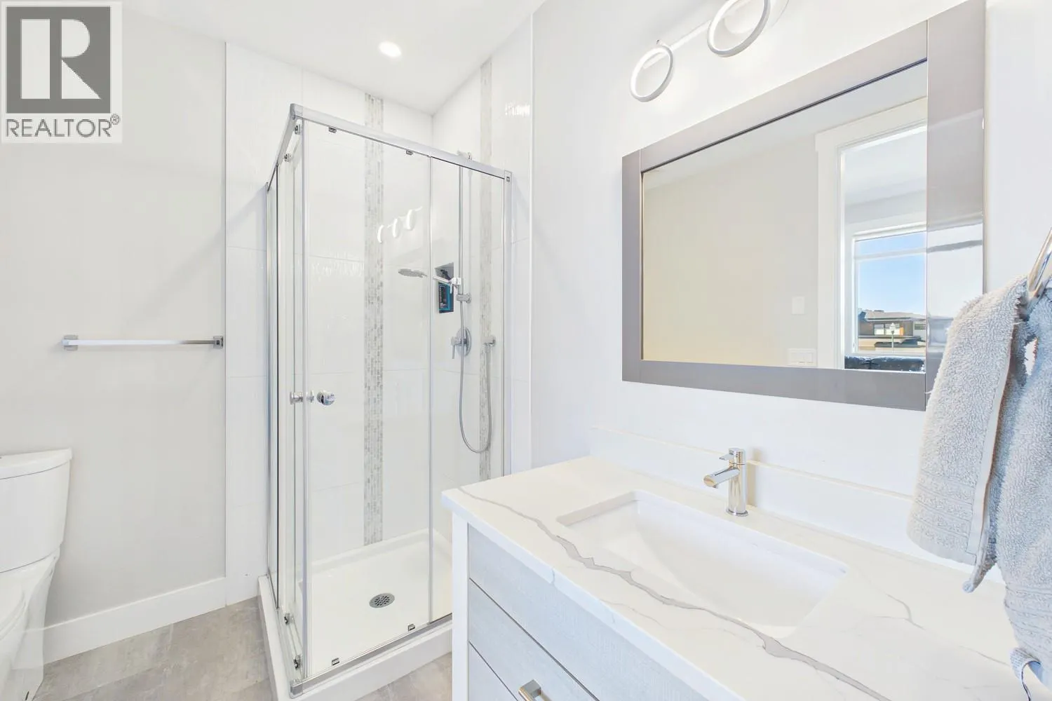 439 Redtail Court