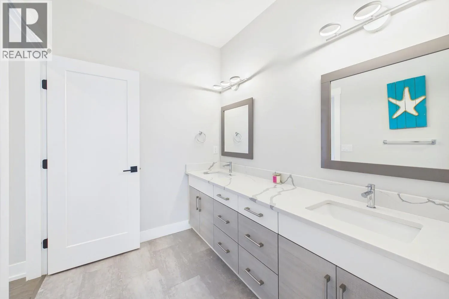 439 Redtail Court