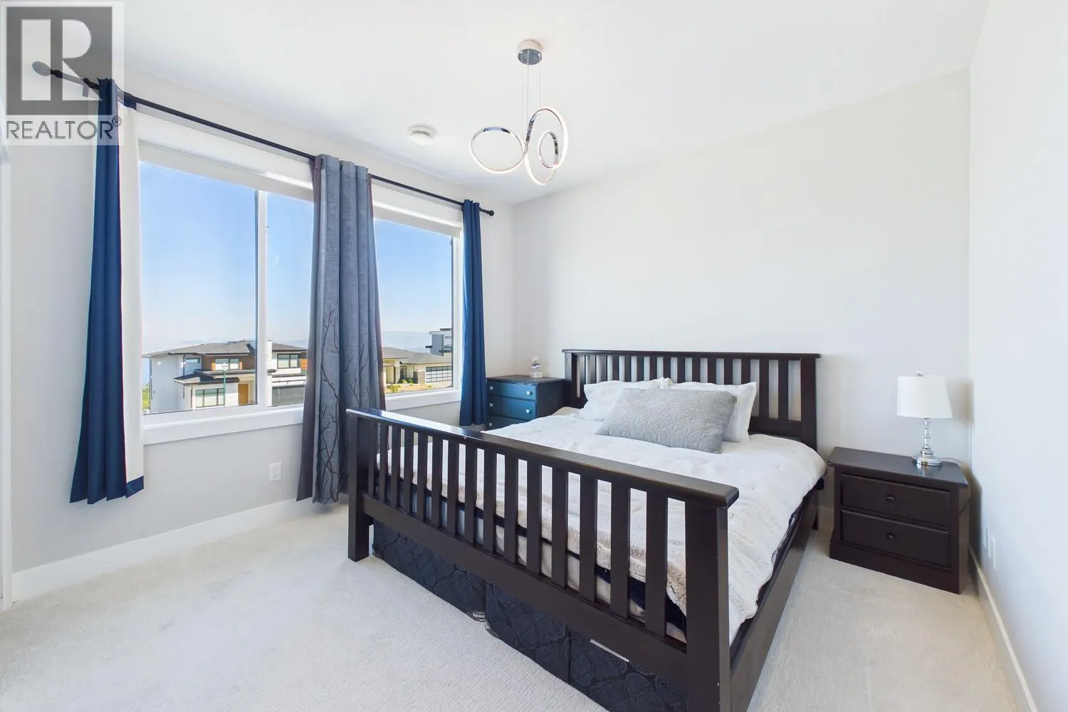 439 Redtail Court