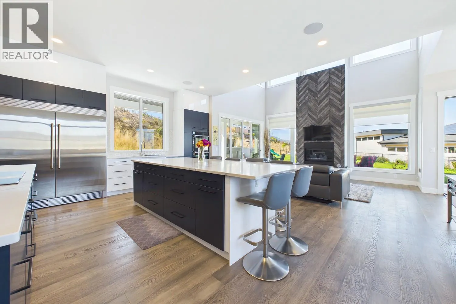 439 Redtail Court