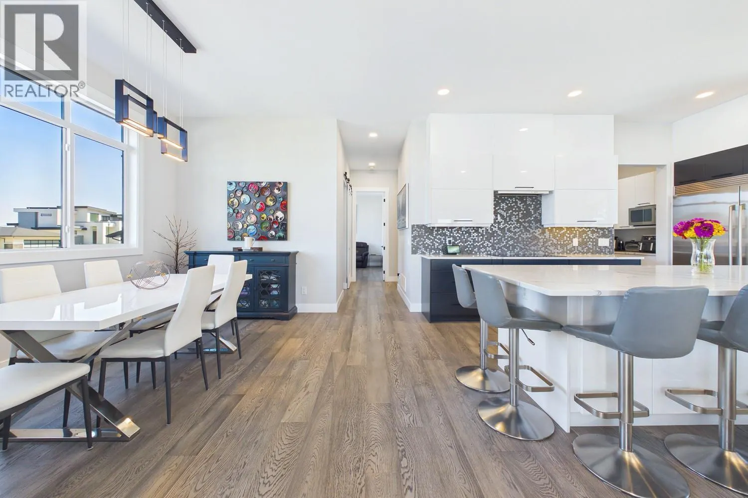 439 Redtail Court