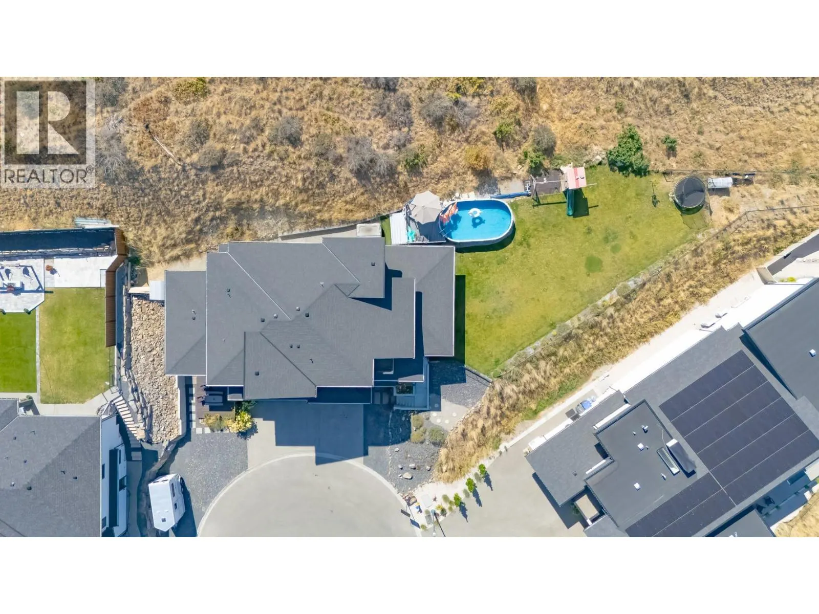 439 Redtail Court