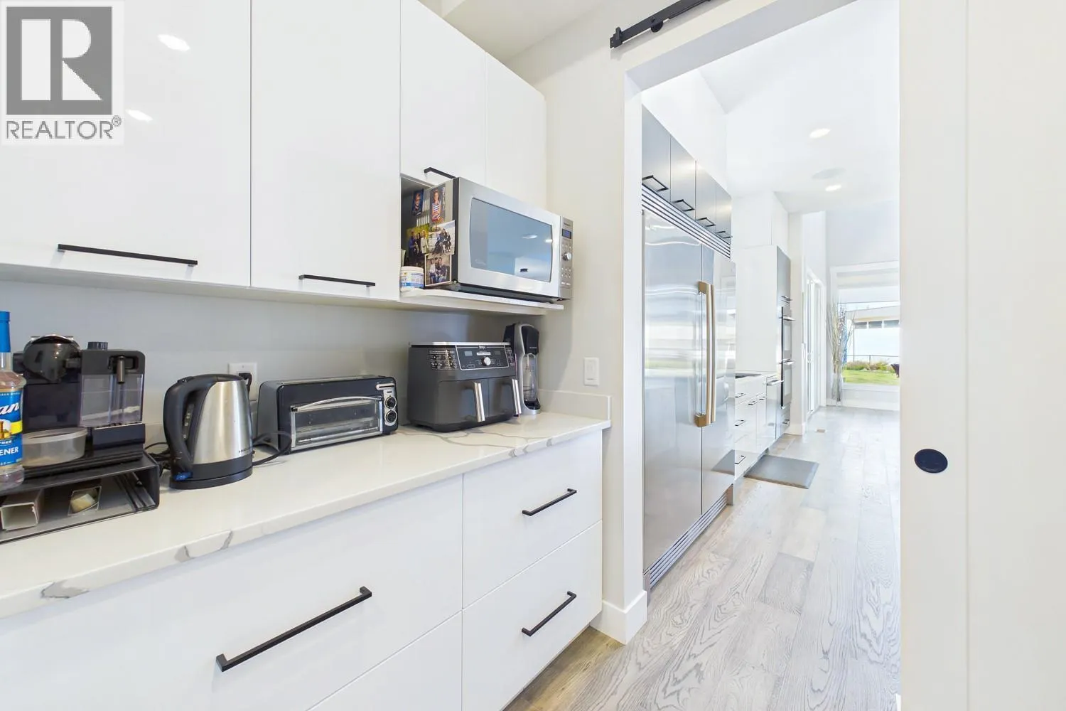 439 Redtail Court