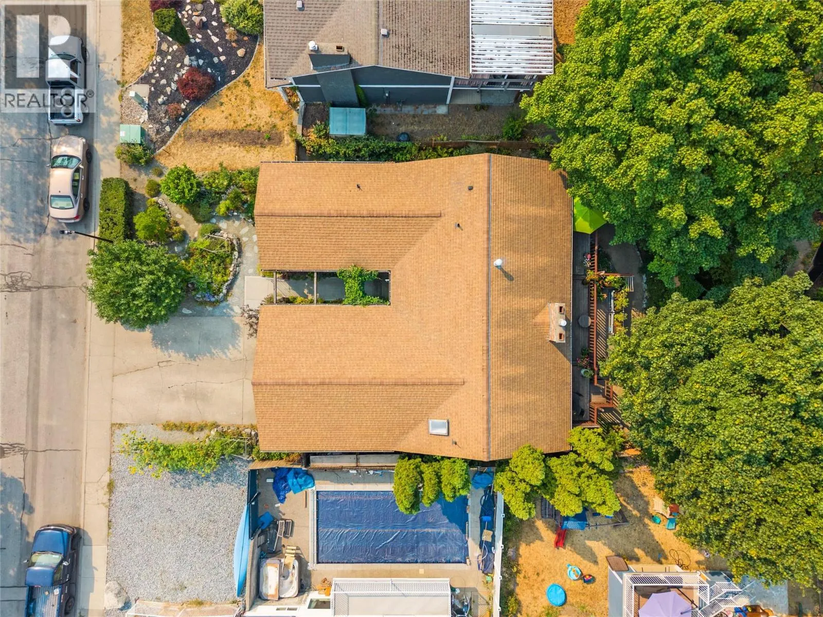 1503 39A Avenue