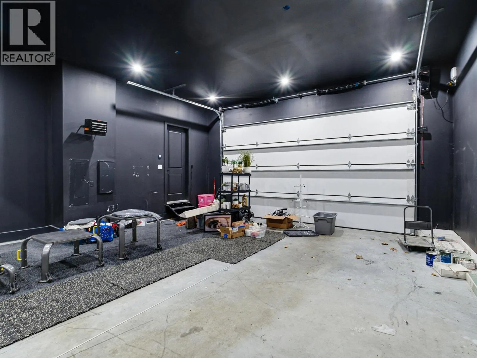5300 Hedeman Court