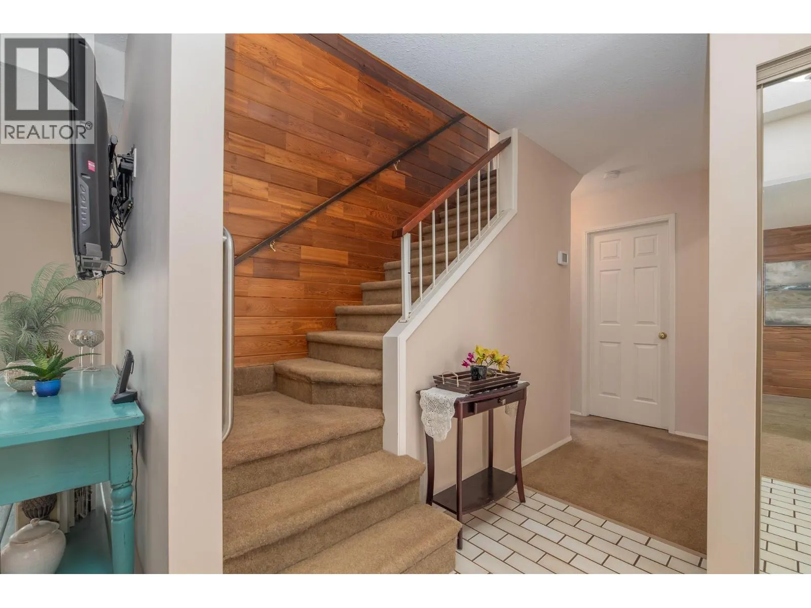 201 Sunnybrook Drive