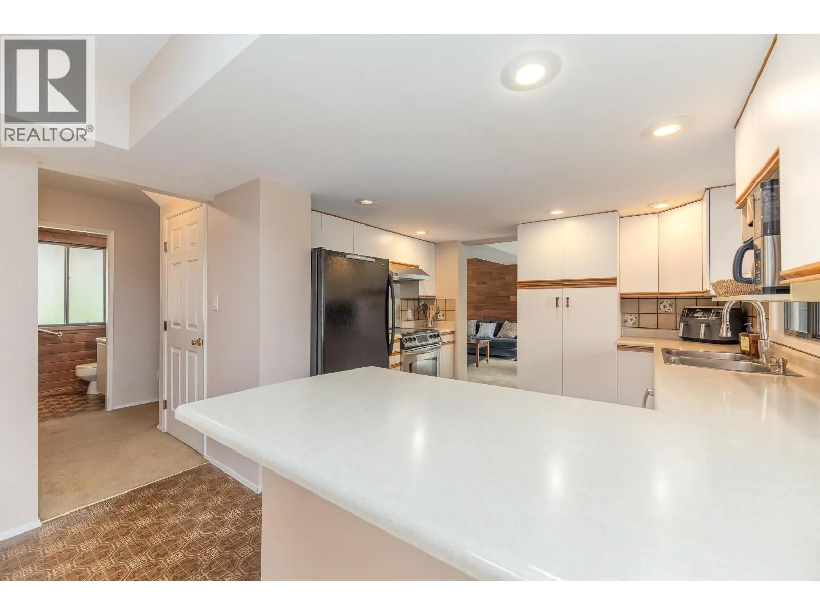 201 Sunnybrook Drive
