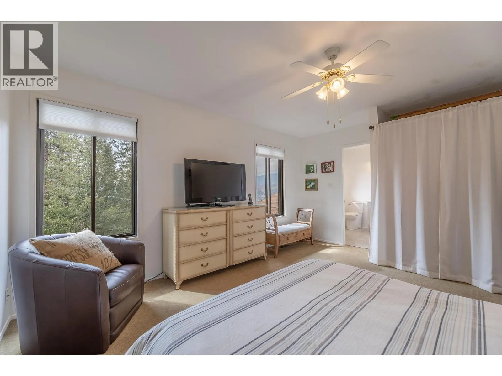 201 Sunnybrook Drive