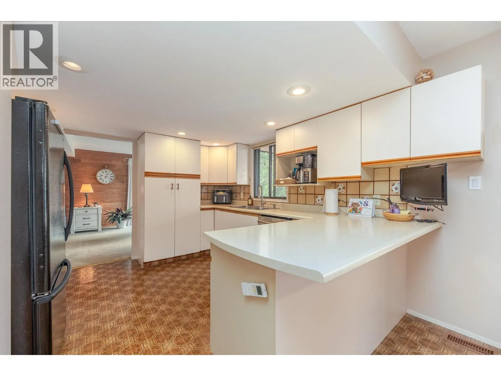 201 Sunnybrook Drive