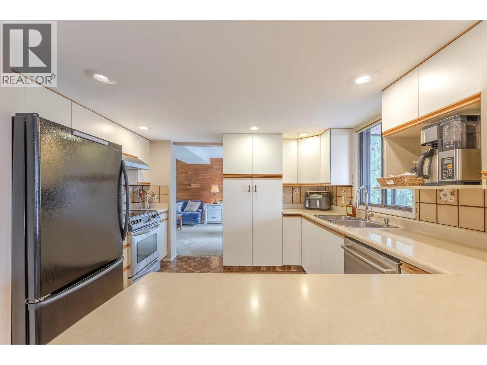 201 Sunnybrook Drive