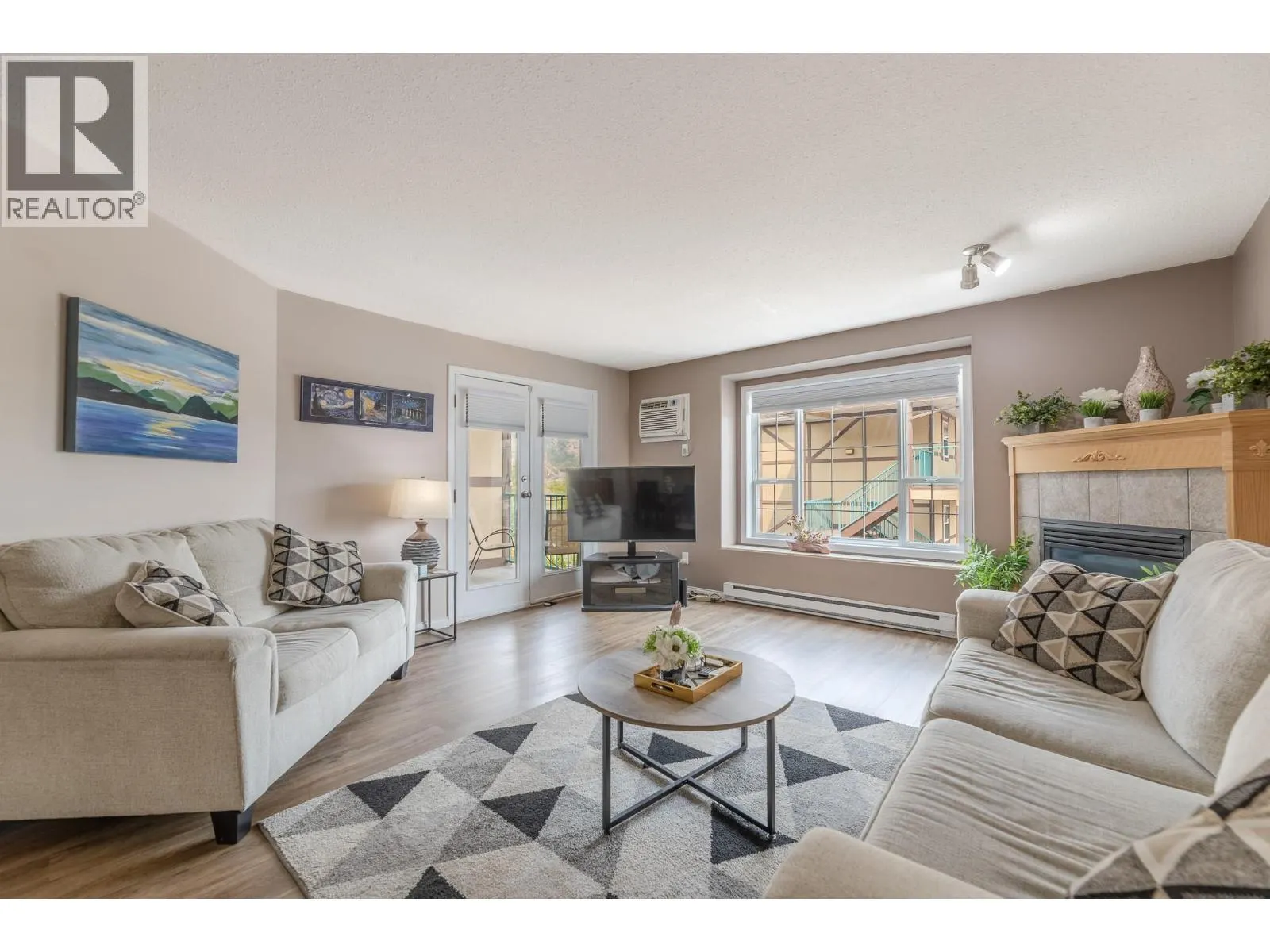 850 Railway Lane Unit# 205