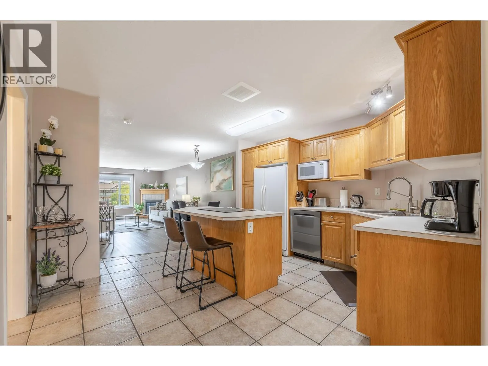 850 Railway Lane Unit# 205