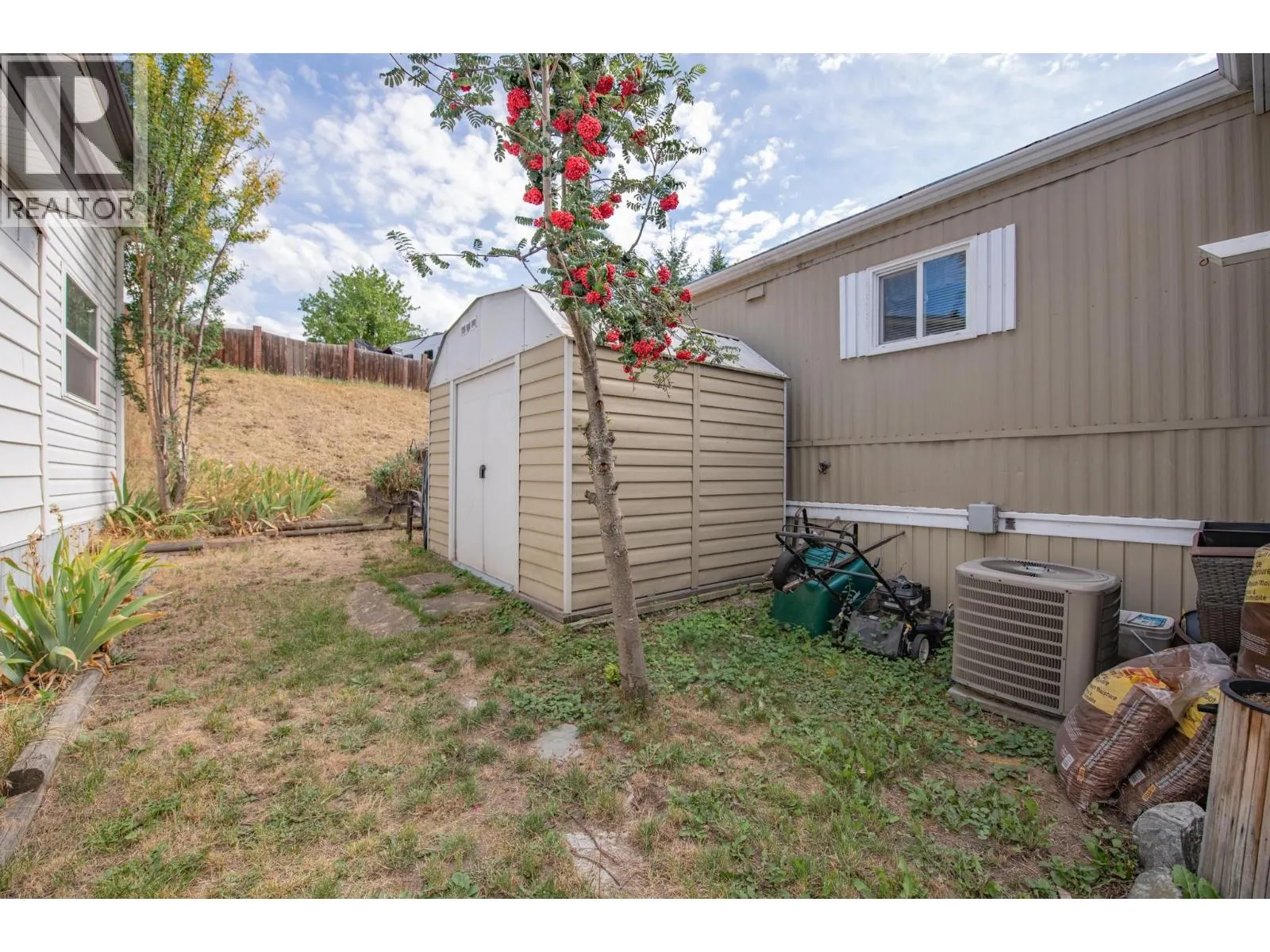 15401 Kalamalka Lake Road Unit# 3A