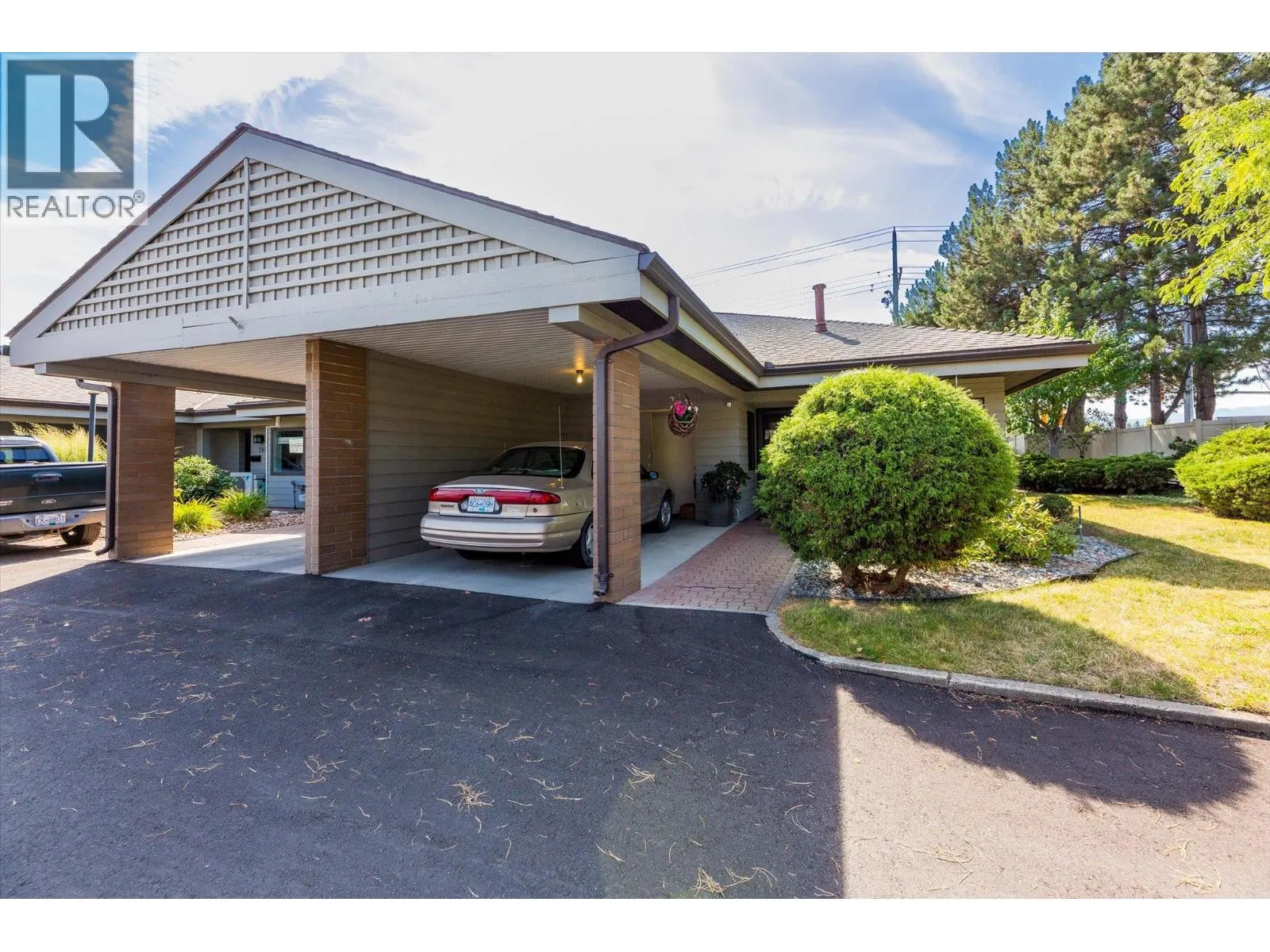1765 Leckie Road Unit# 201