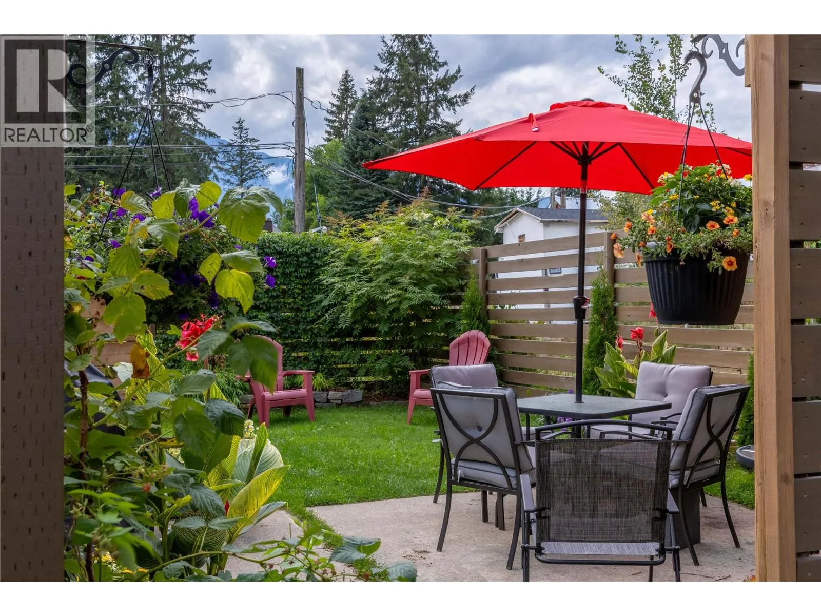 606 Edward Street Unit# 11