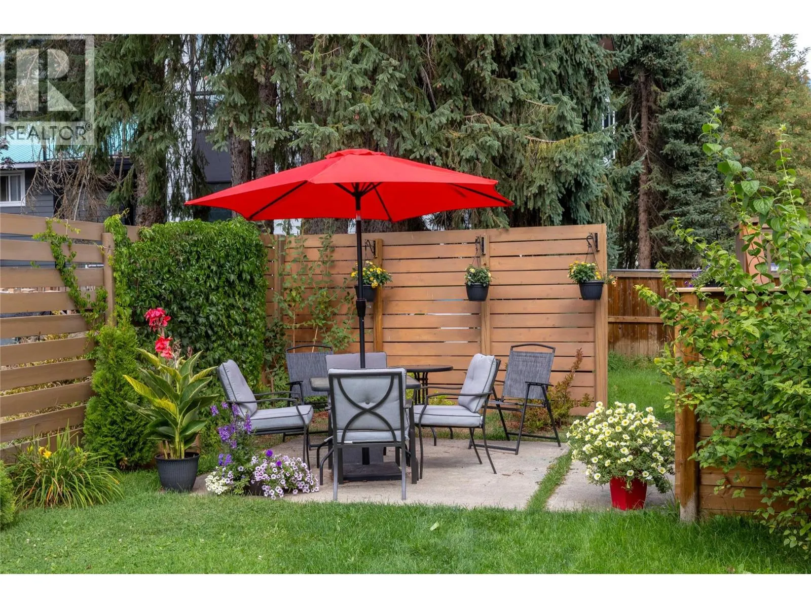 606 Edward Street Unit# 11