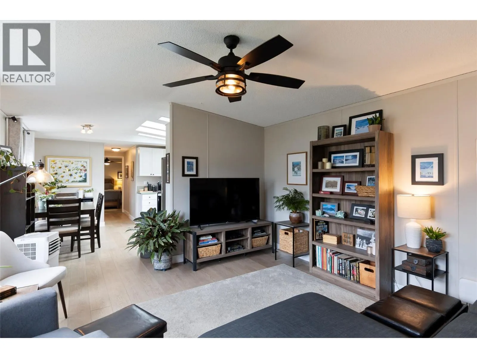 606 Edward Street Unit# 11