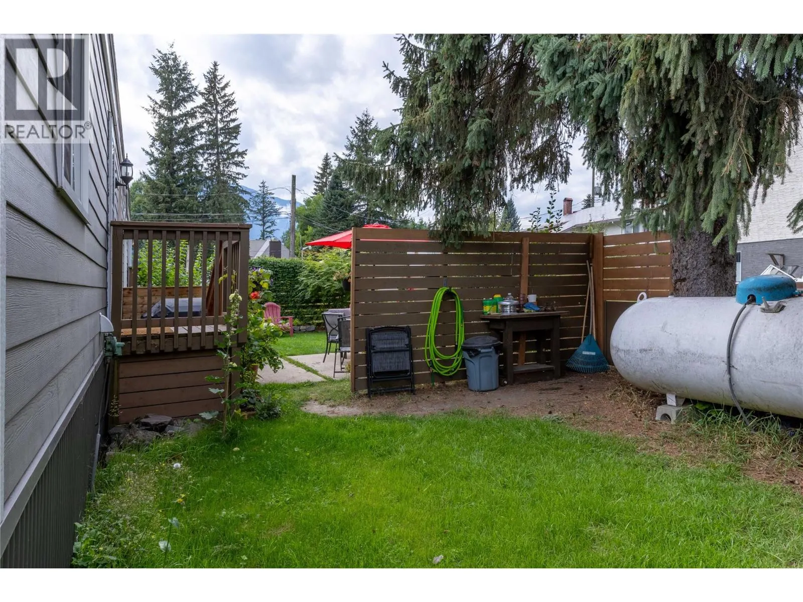 606 Edward Street Unit# 11