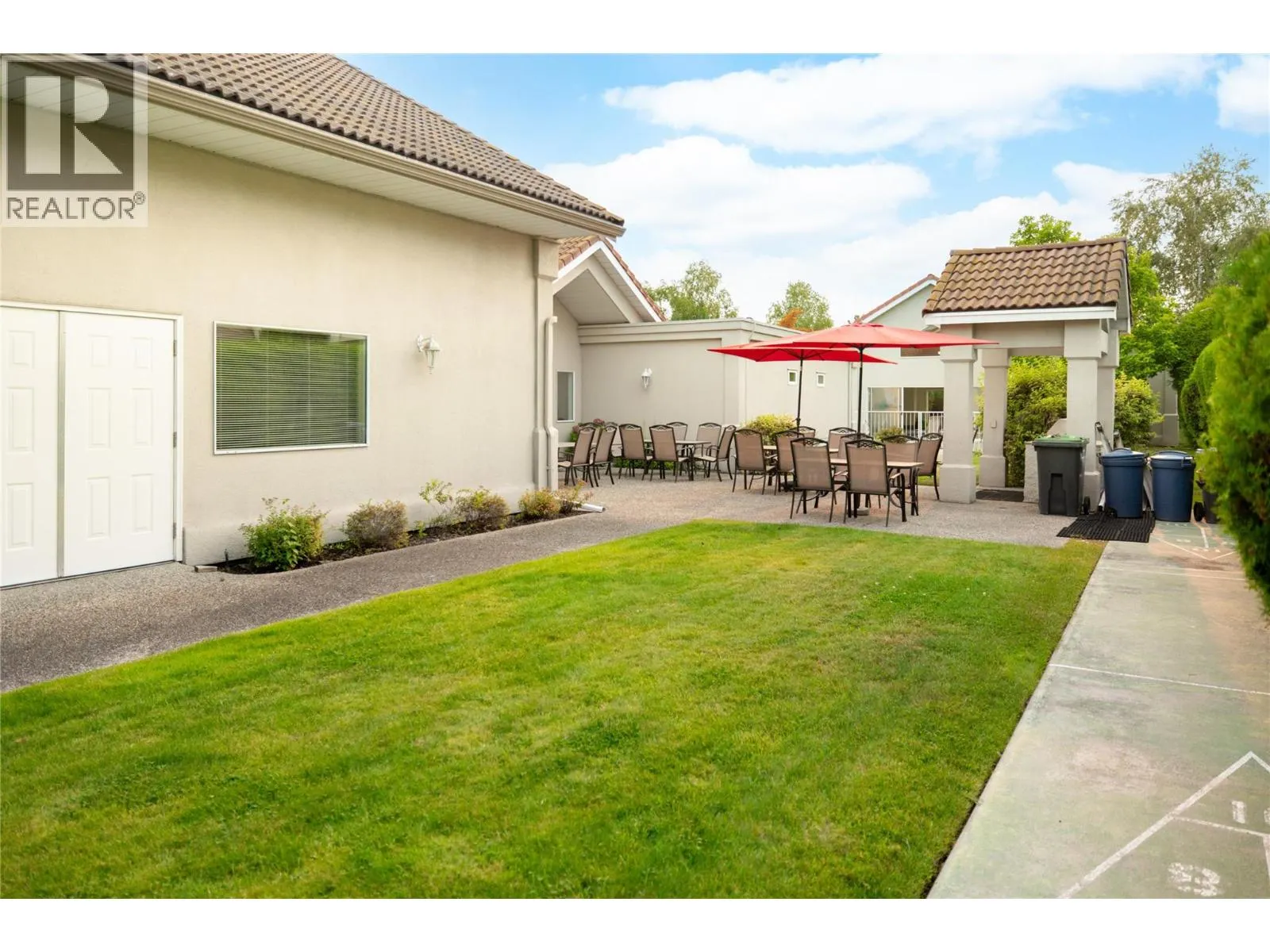 650 Lexington Drive Unit# 305