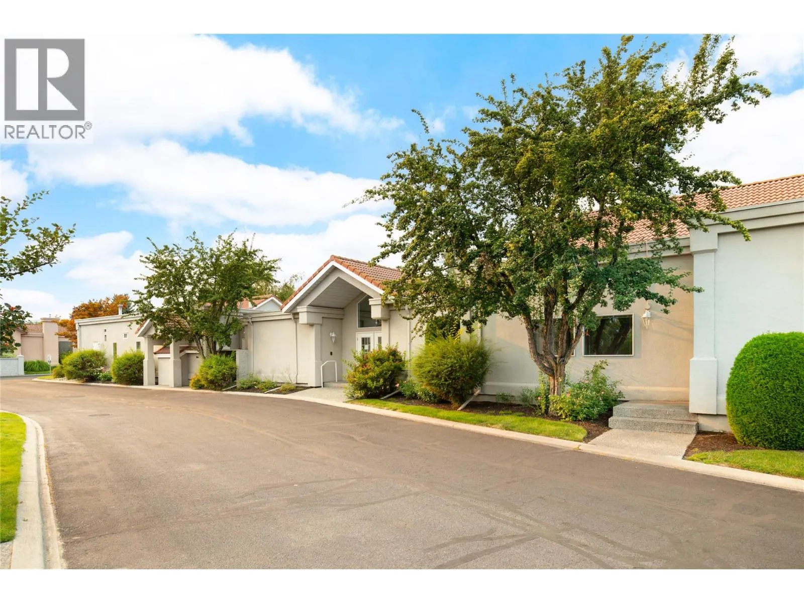 650 Lexington Drive Unit# 305