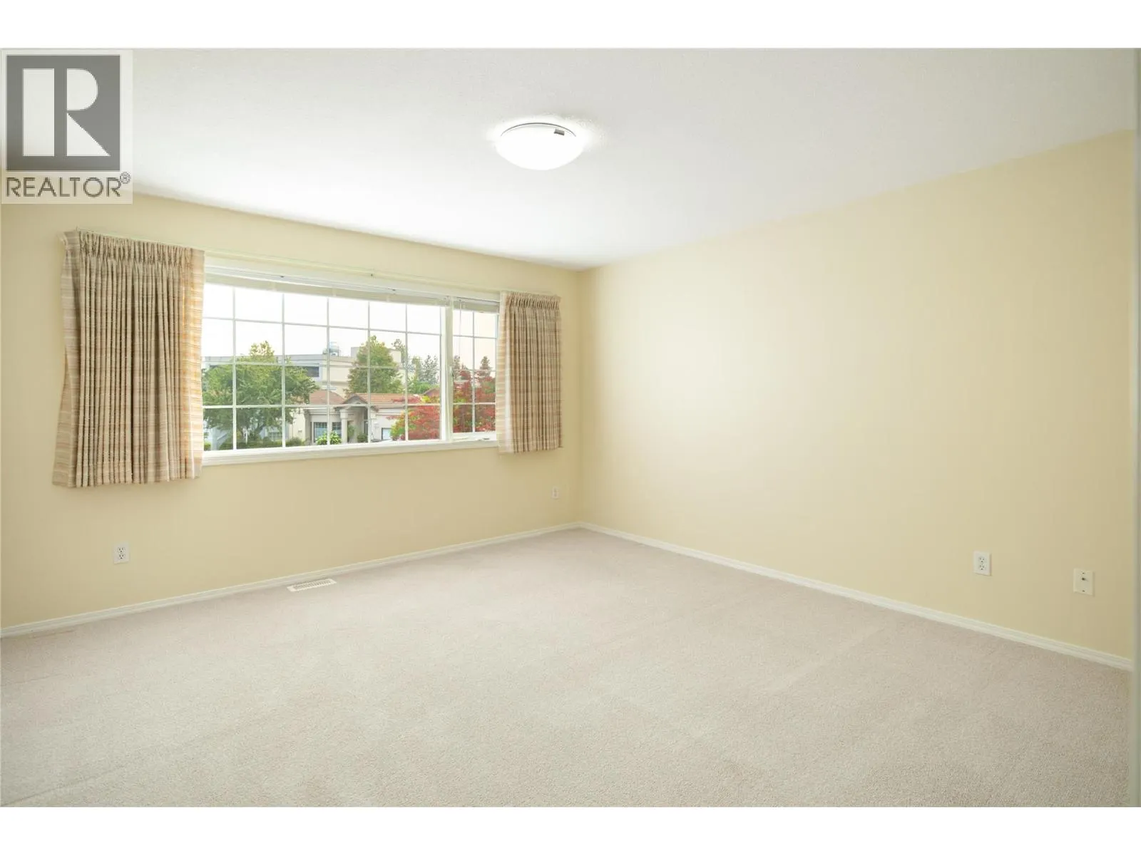 650 Lexington Drive Unit# 305