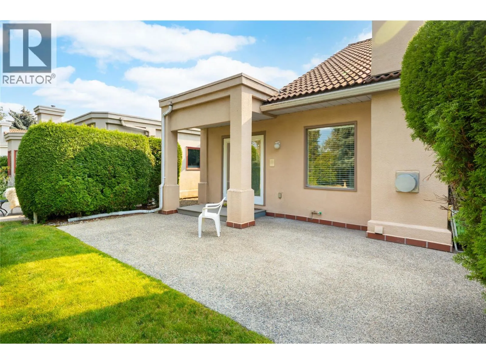 650 Lexington Drive Unit# 305