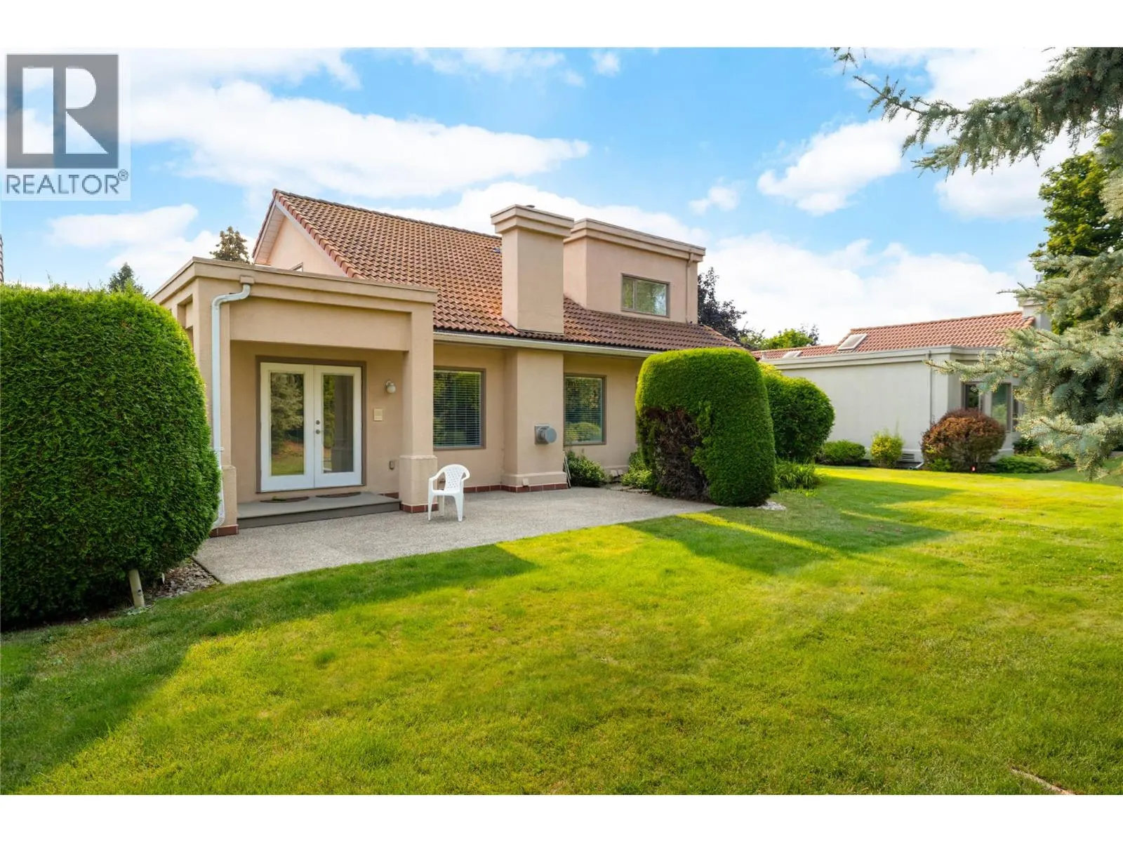 650 Lexington Drive Unit# 305